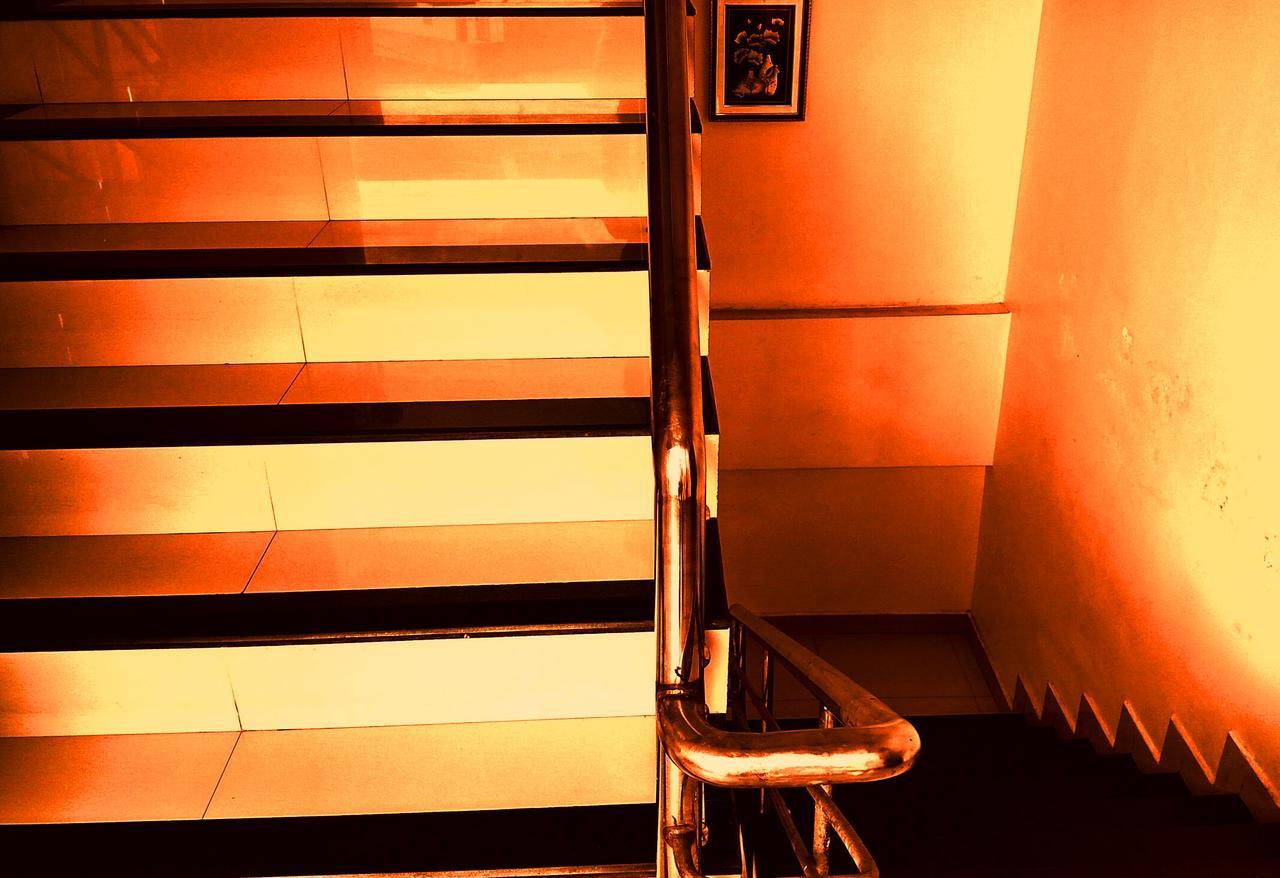 Hotel Royal Nest Vandiperiyar Luaran gambar