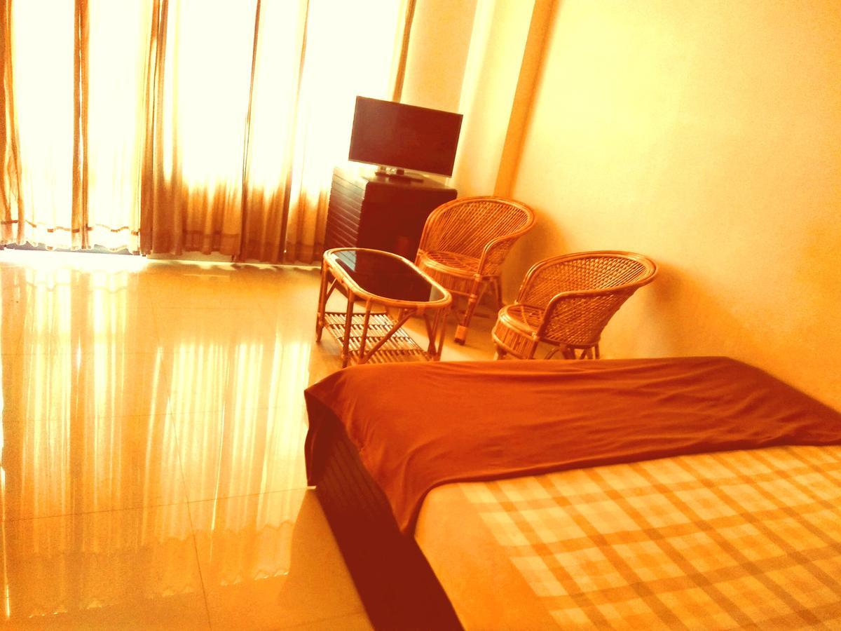 Hotel Royal Nest Vandiperiyar Luaran gambar