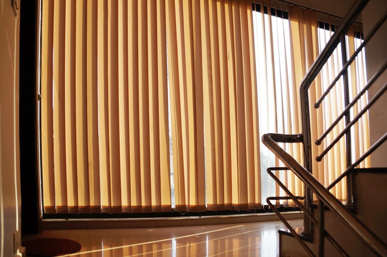 Hotel Royal Nest Vandiperiyar Luaran gambar