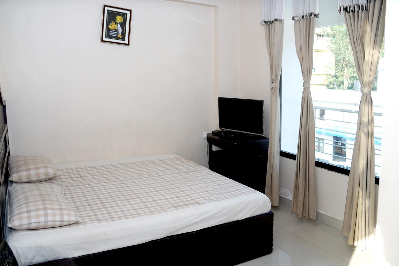 Hotel Royal Nest Vandiperiyar Luaran gambar